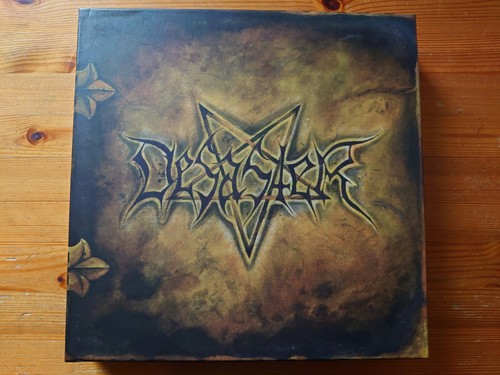 Desaster twenty years total - twenty,
